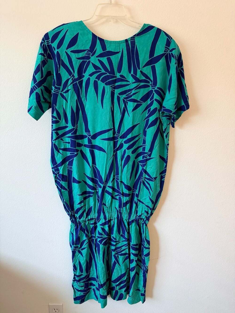 Tropical Tantrum Hawaii Bamboo Print Dress Size M-L - Picture 3 of 4